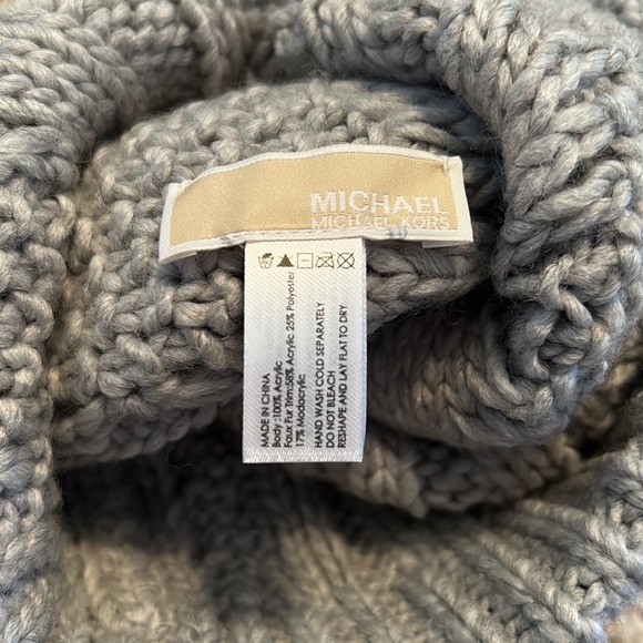 NWT- Michael Michael Kors - Women’s Toboggan - Picture 2 of 2